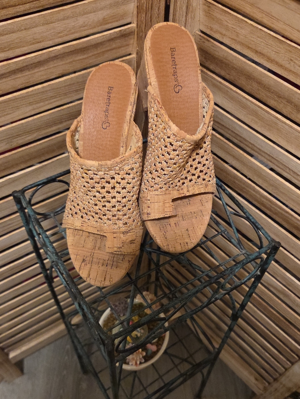 Baretraps 7 Woven Tan Mules Cork Wedge